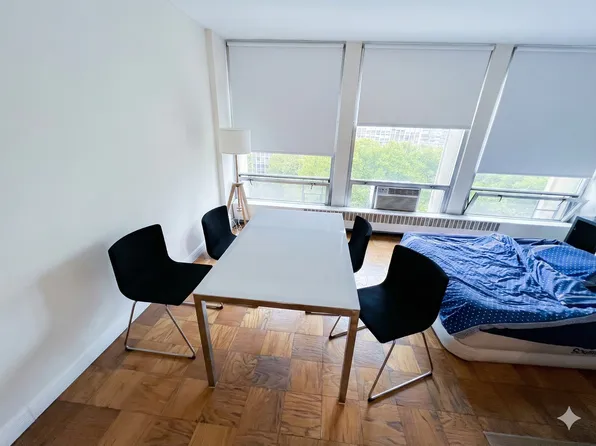 333 East 30th Street image 12 of 39