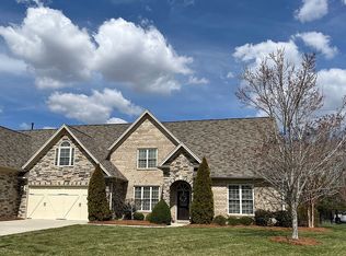 2704 Croquet Cir, High Point, NC 27262