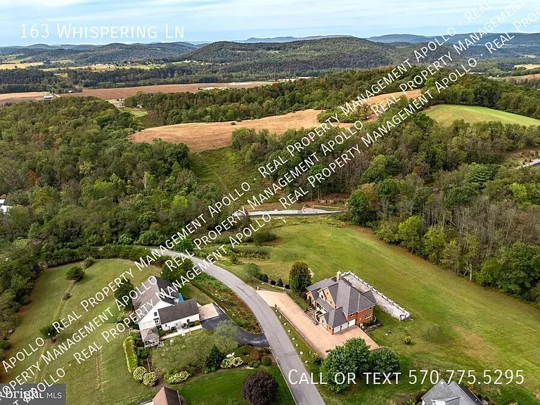 163 Whispering Ln — Photo 2