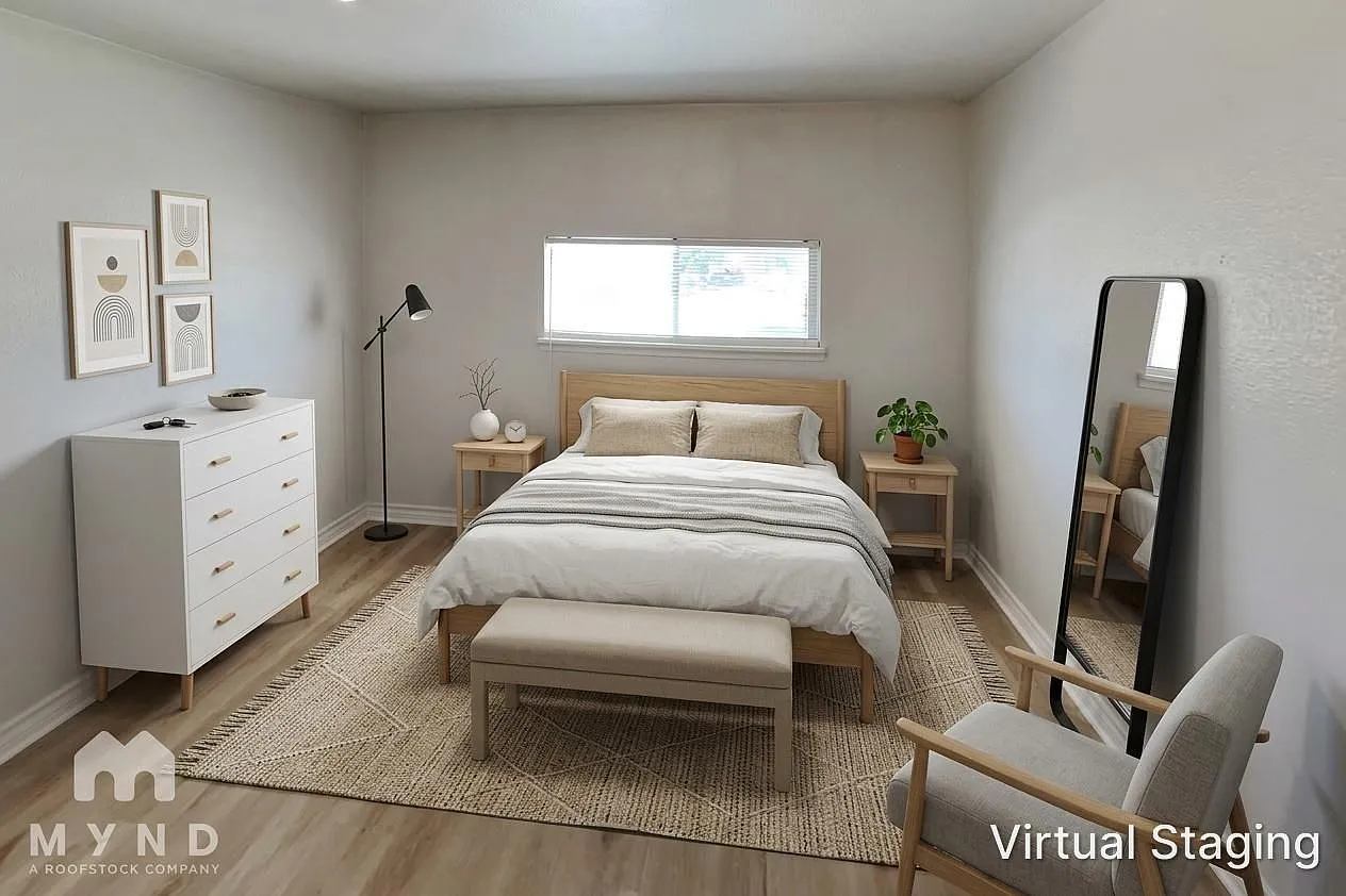 5 bed, 1.5 bath, 1384 sqft, $1,595 — Photo 3