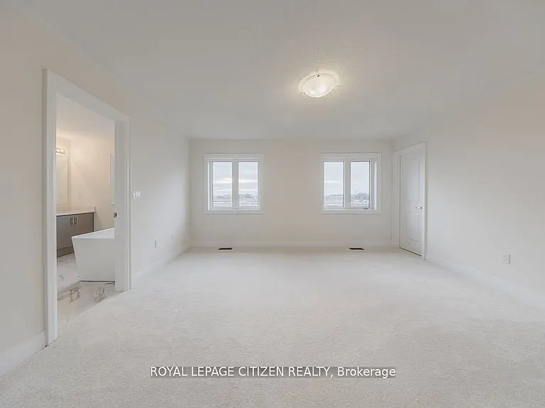 26 Wesley Brooks St — Photo 17