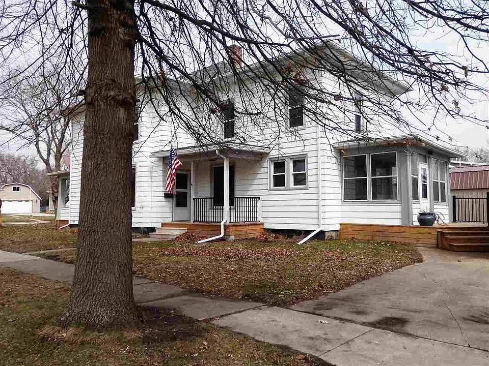 1st image of 612 Locust St