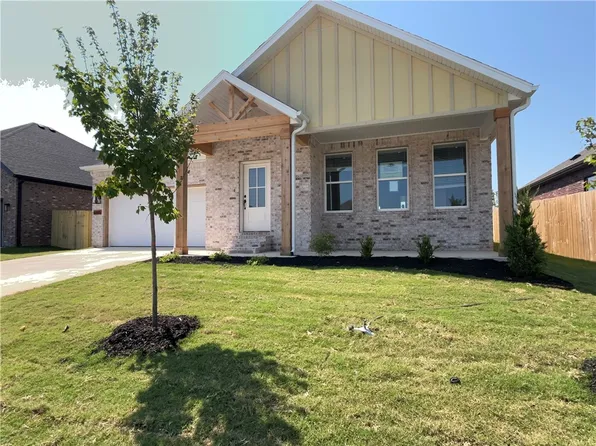 6805 Basswood Ave, Bentonville, AR 72713