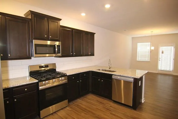 51 Briarwood Dr — Photo 11