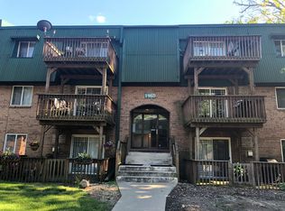 1960 Tall Oaks Dr APT 1B, Aurora, IL 60505