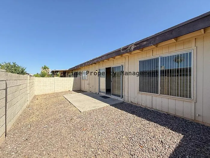 812 W Duke Dr — Photo 17