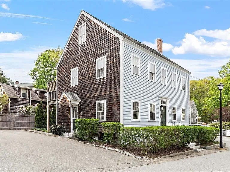 12 Morse Ct #1 — Photo 2