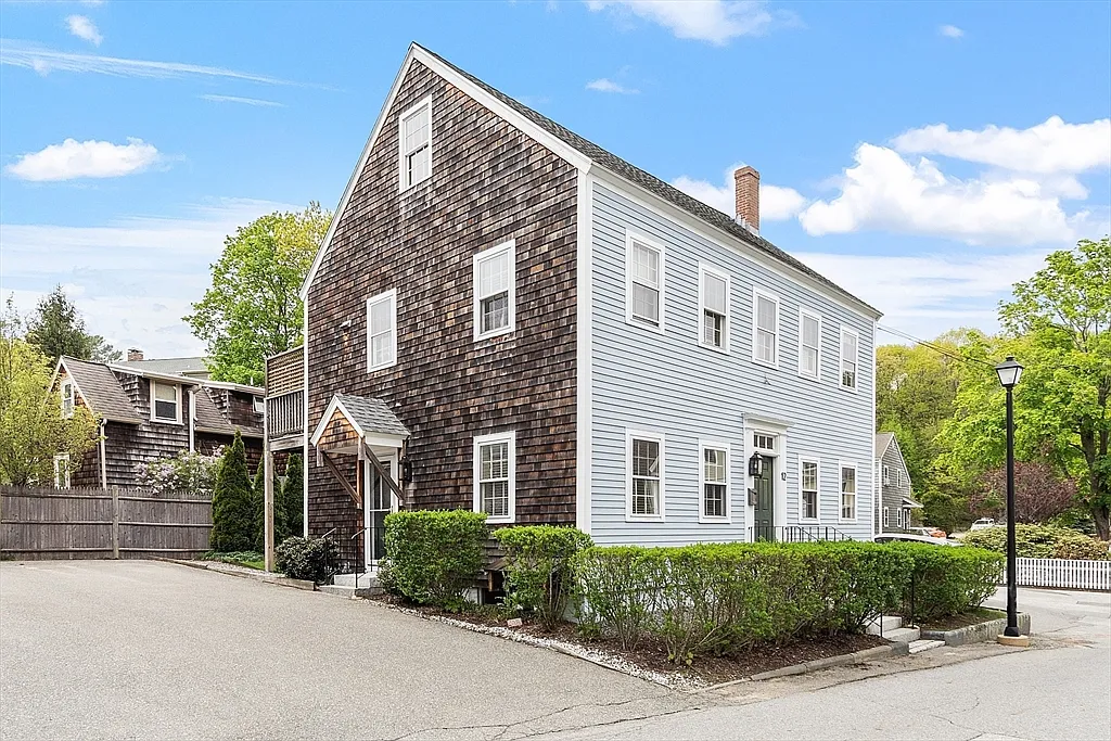 Building Photo - 12 Morse Ct #1