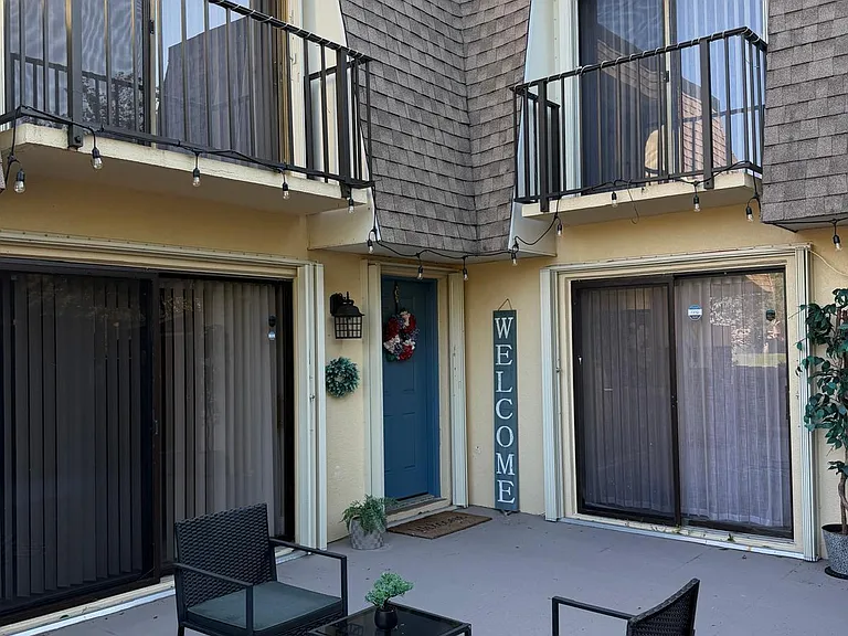 2949 SW 22nd Cir #27A — Photo 1