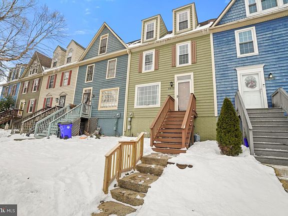 3rd image of 6613 High Beach Ct E