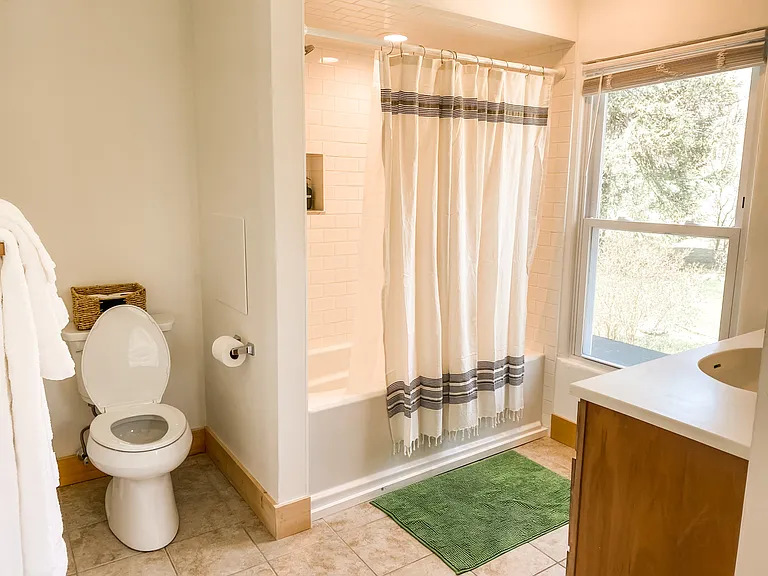 227 Egremont Plain Rd #B — Photo 6