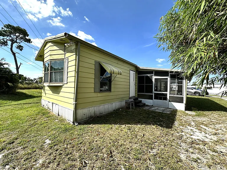 280 Flame Ln — Photo 24