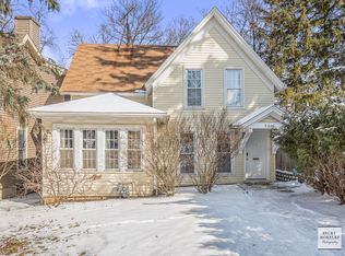 5315 Washington St, Downers Grove, IL 60515