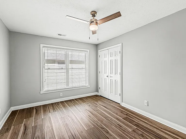 2046 Ruckle St — Photo 22