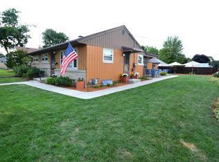 5322 W Howard Ave, Milwaukee, WI 53220