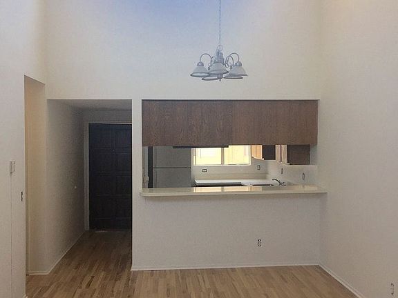 4th image of 3712 Westwood Blvd Unit 204