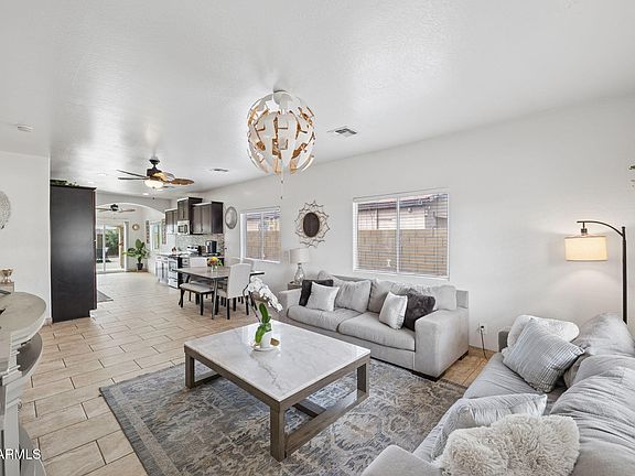 4th image of 16612 N 28TH Way