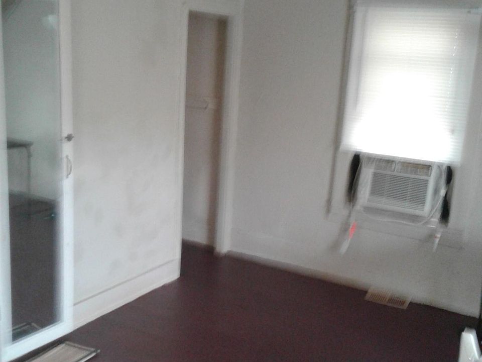 2nd image of 1311 1/2 S Indian Ave