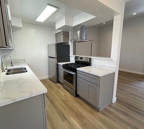 3rd image of 1236 Brockton Ave APT 9