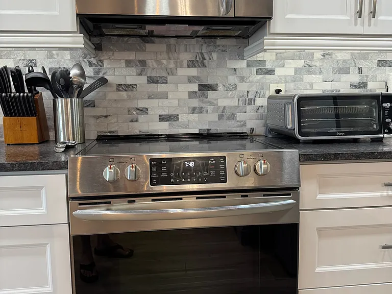 470 3rd St S #911 — Photo 3
