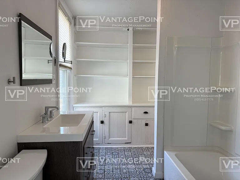 117 S Oakland Ave — Photo 11