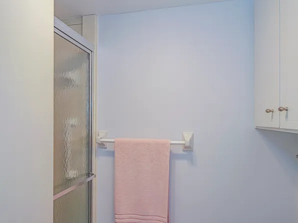 4049 Ocean Dr, Vero Beach, FL