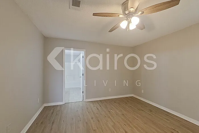 225 Leebeck Cir — Photo 15