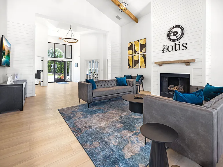 The Otis — Photo 16