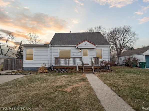 31220 Block St, Garden City, MI 48135