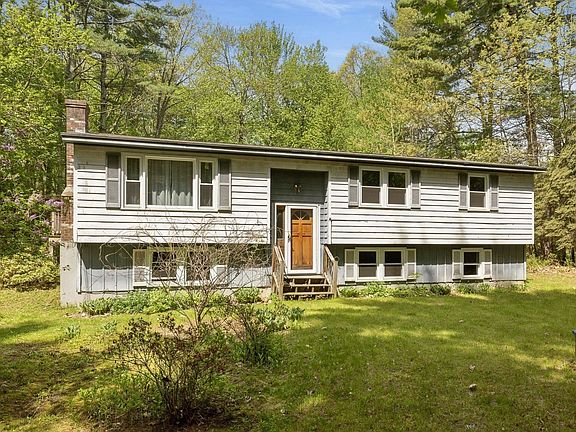 2nd image of 28 Beech Hill Road