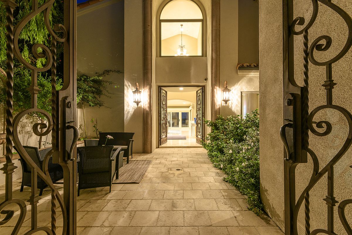 1524 Lachman Ln, Pacific Palisades, CA 90272 | Zillow