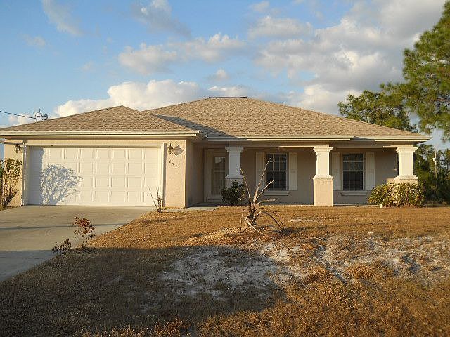 1st image of 653 Crabtree Ct