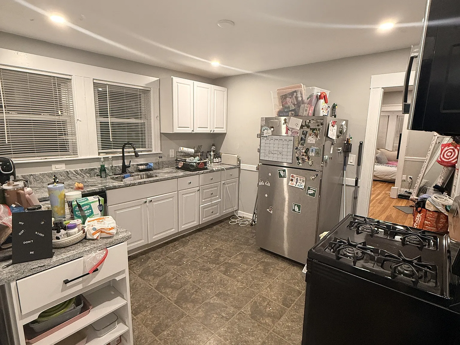2 bed, 900 sqft, $2,800 — Photo 1