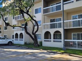 7707 Camino Real