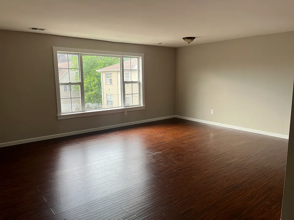 Hilton Gardens, LLC