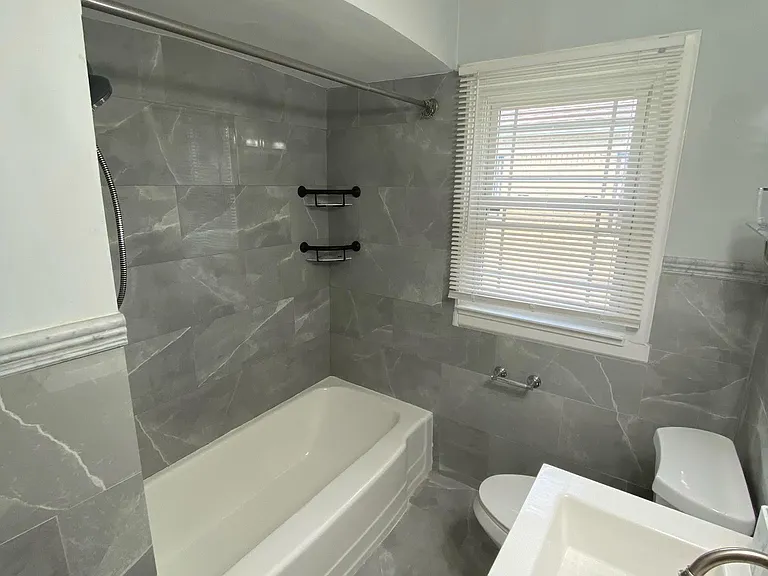 20509 Faust Ave — Photo 10