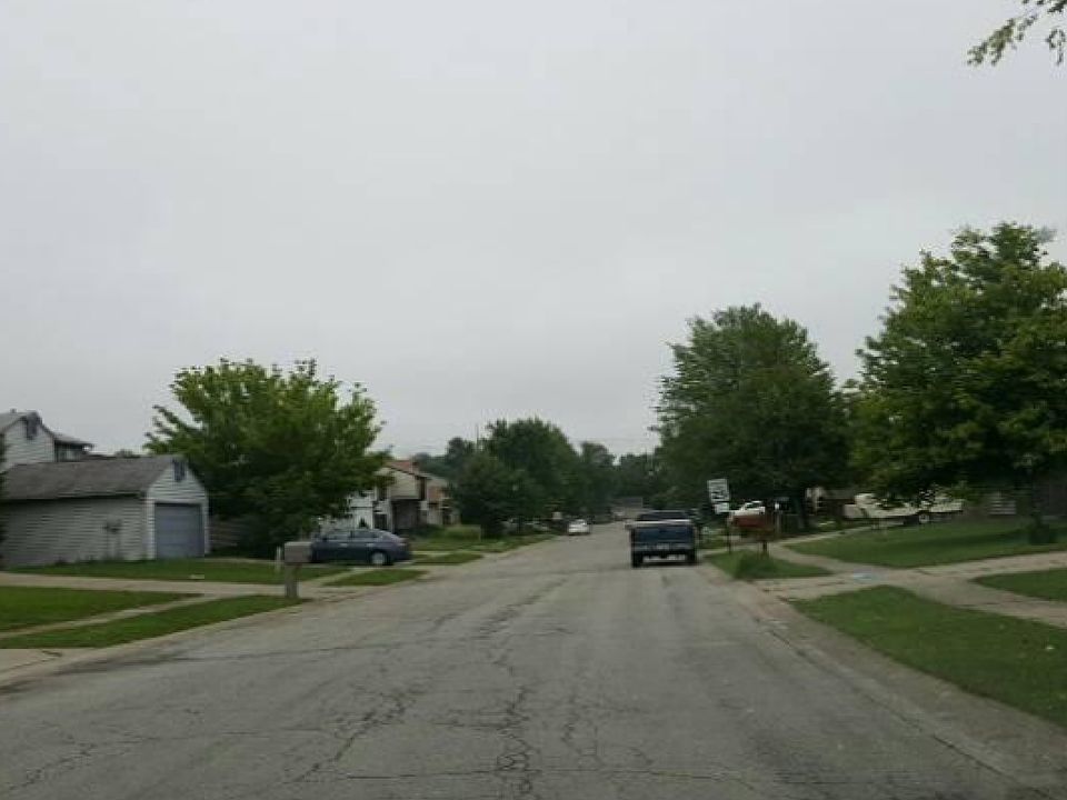 2nd image of 3569 N Bearwood Dr