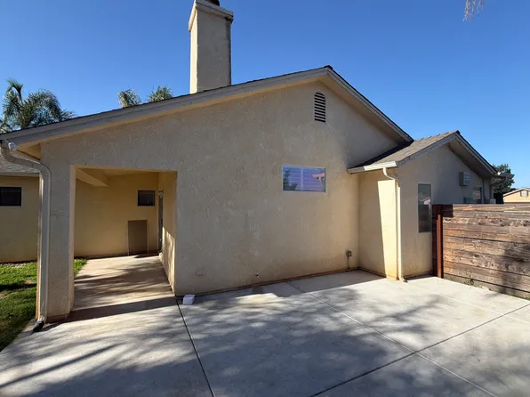 6295 N Babigian Ave, Fresno, CA 93722