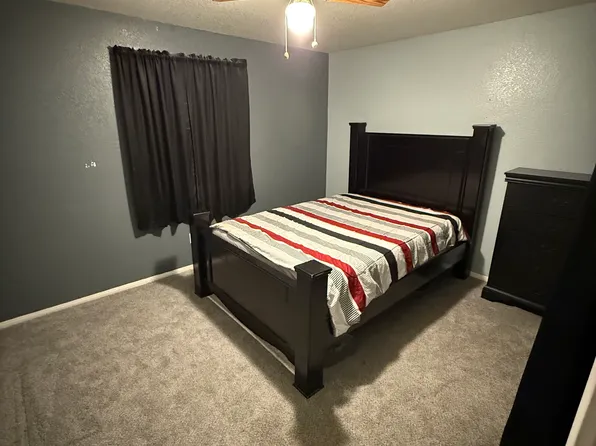 12619 Central Rd, Apple Valley, CA 92308