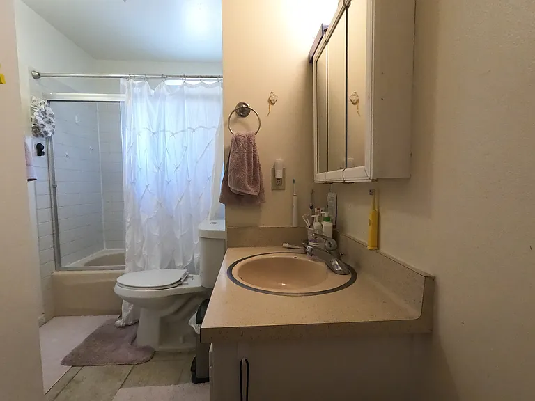 1419 Whittier Dr — Photo 8
