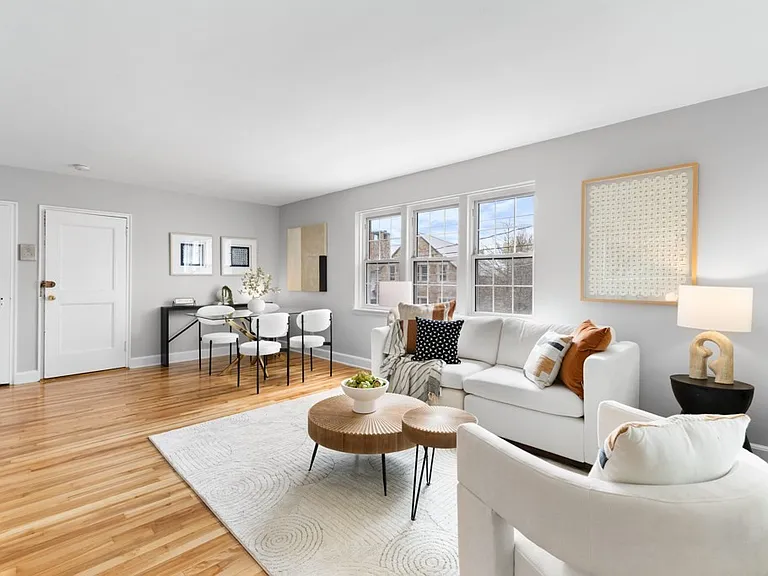 21 Elm St #4 — Photo 4