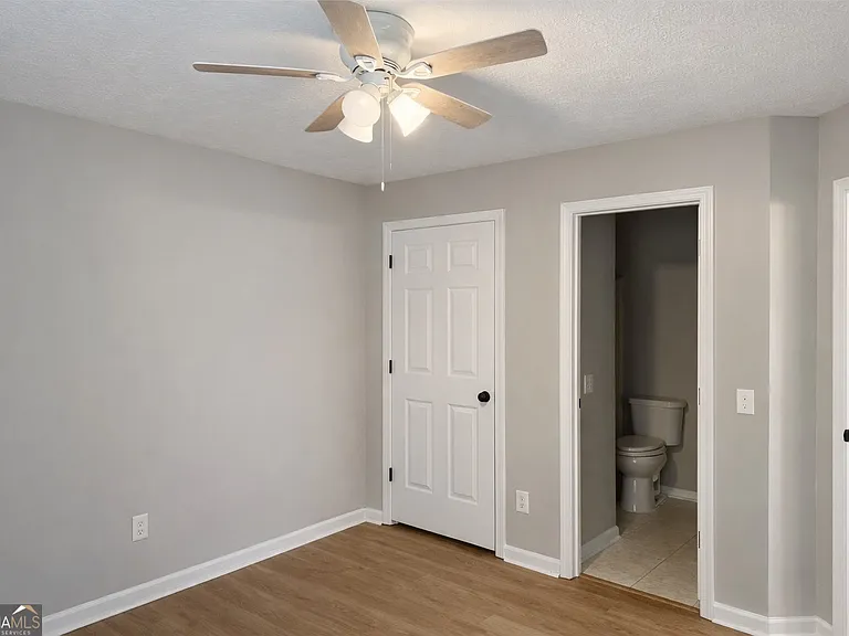 2644 Saint Charles Ln NW — Photo 14