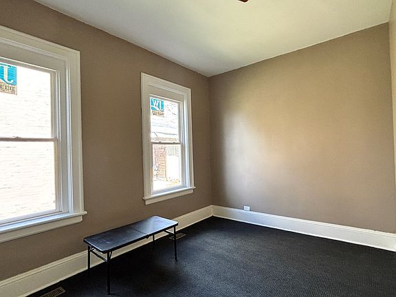 4th image of 85 N Sugar St