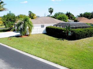 15565 Beach Pebble Way, Fort Myers, FL 33908
