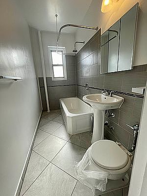 5th image of 8440 118th St #2B