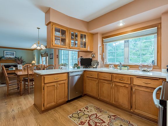 4th image of 409 Nautica Dr