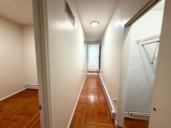 5th image of 2338 E 26th St Floor 1