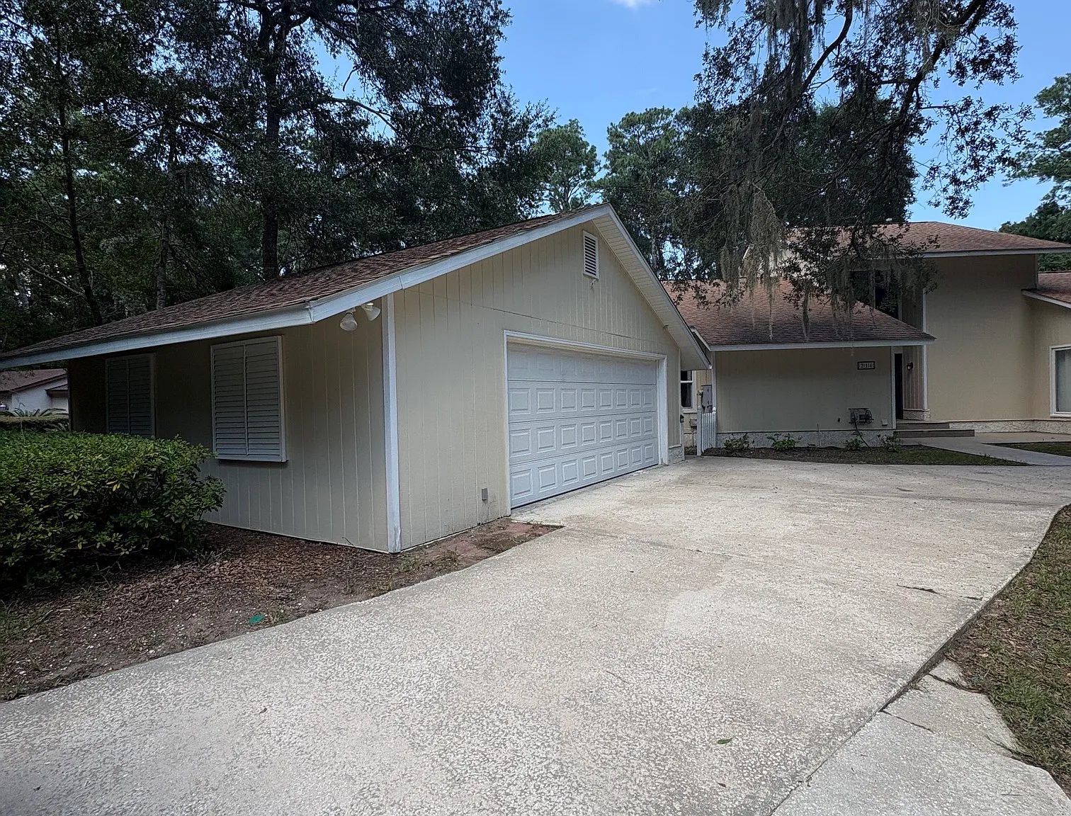 3 bed 3 bath in St. Clair Neighborhood - Pets Welcome! — Photo 1
