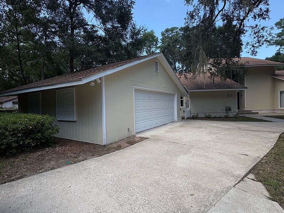 1st image of 214 Hampton Ave