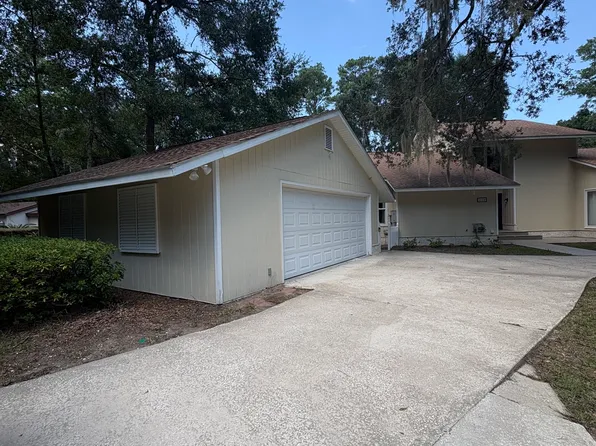 214 Hampton Ave, Saint Simons Island, GA 31522